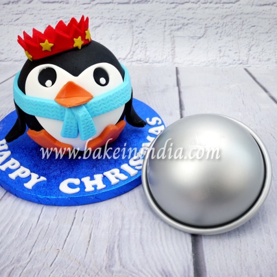 Dome shaped outlet cake tin